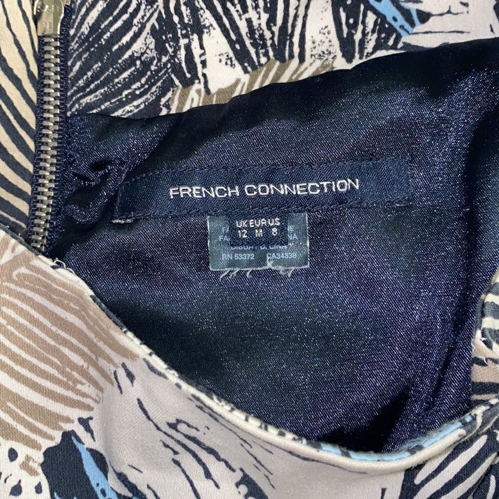 ✨HP✨Lala Palm Drape Dress
French Connection✨ - Picture 7 of 7